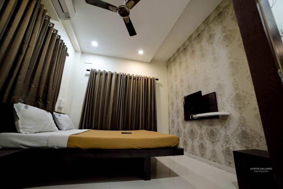 Vishnupriya Grand - AC Budget Hotel Near Station Road – photo 2