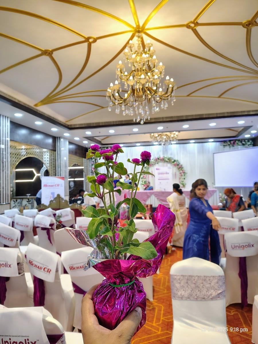 The Emerald Hotel & Siya Milan banquets – photo 2