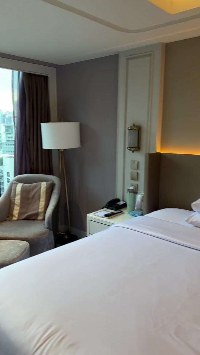 Aira Hotel Bangkok – photo 2