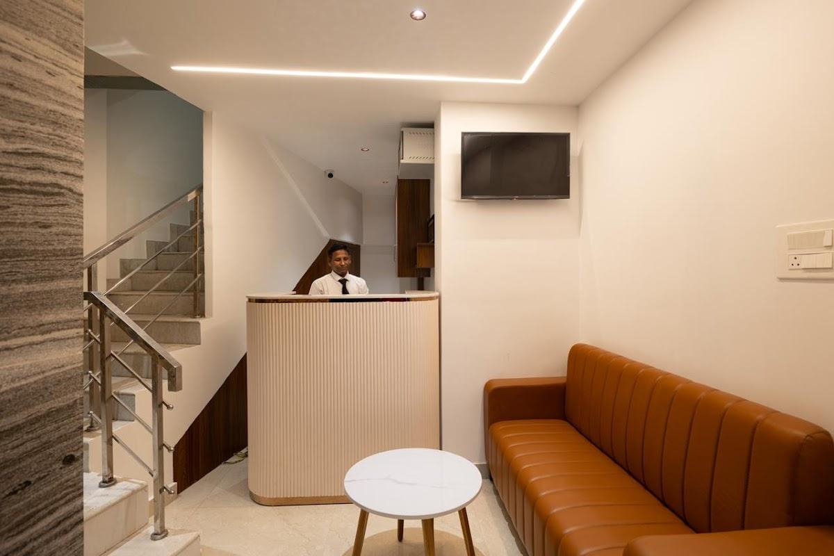 Sri varee residency – photo 3