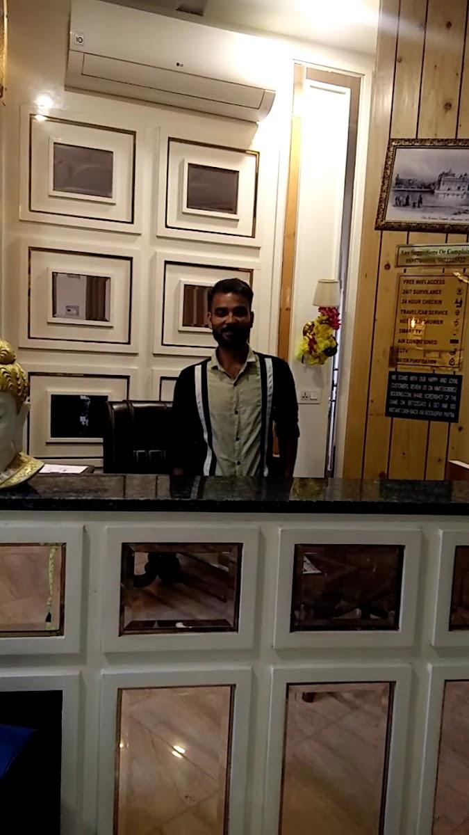 Hotel Sehdev Residency Near Golden Temple – photo 4