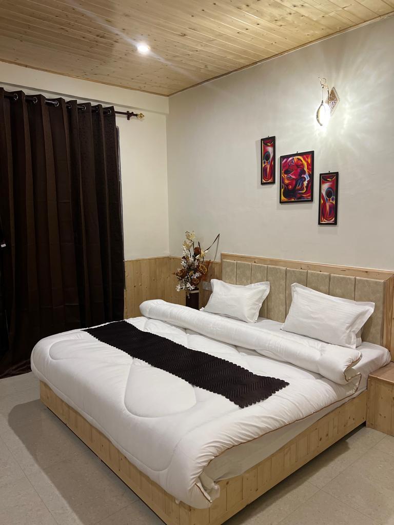 RRR GRAND HOTEL – photo 3