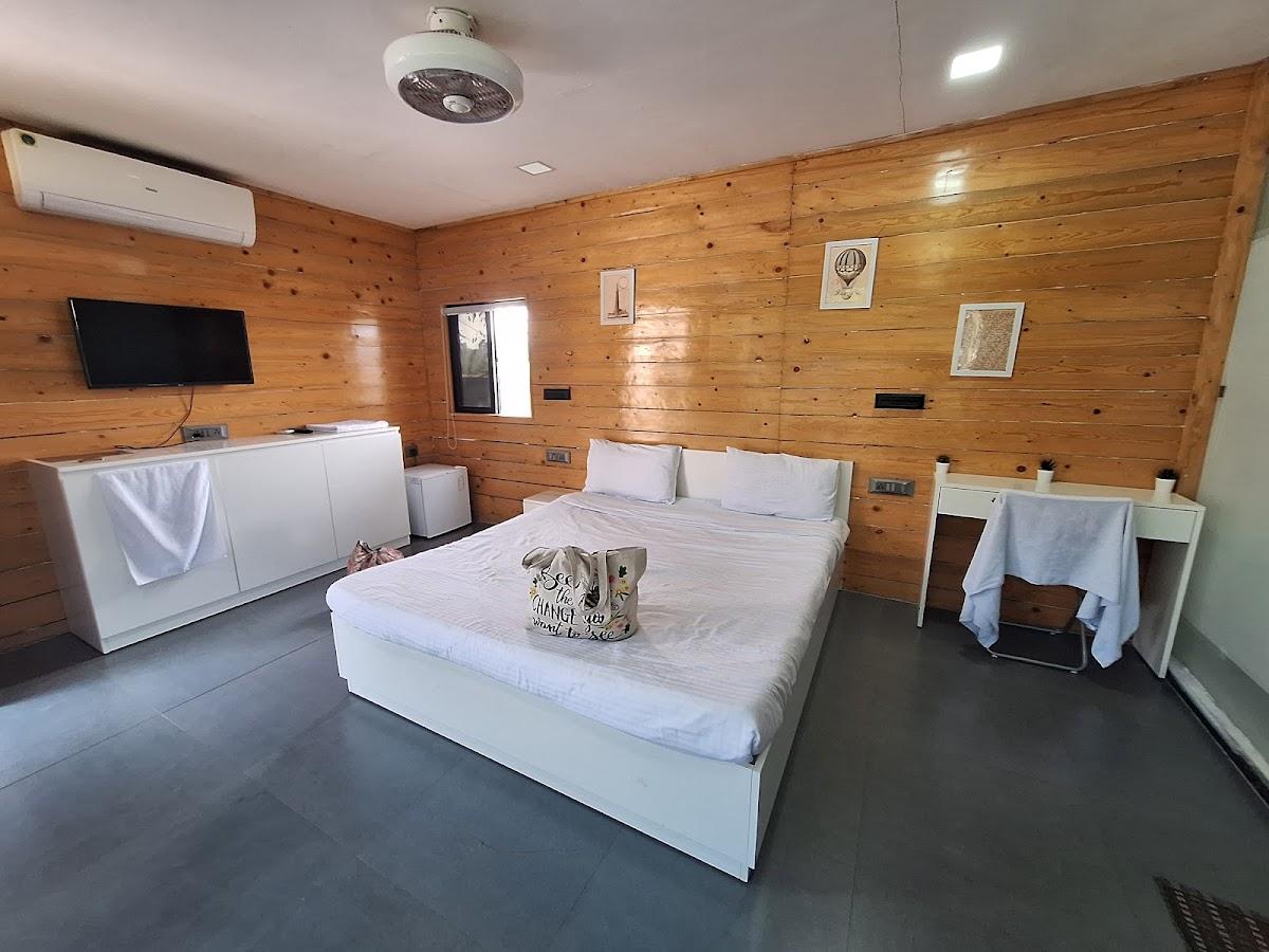 BASECAMP STAY, Lonavala – photo 2