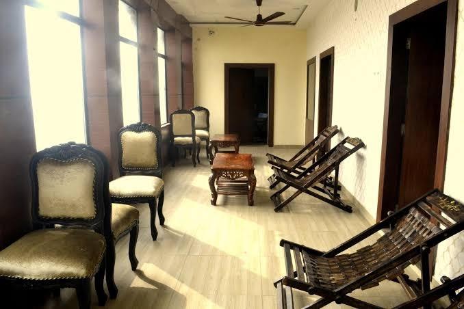 Dwivedi Hotels Sri Omkar Palace – photo 1