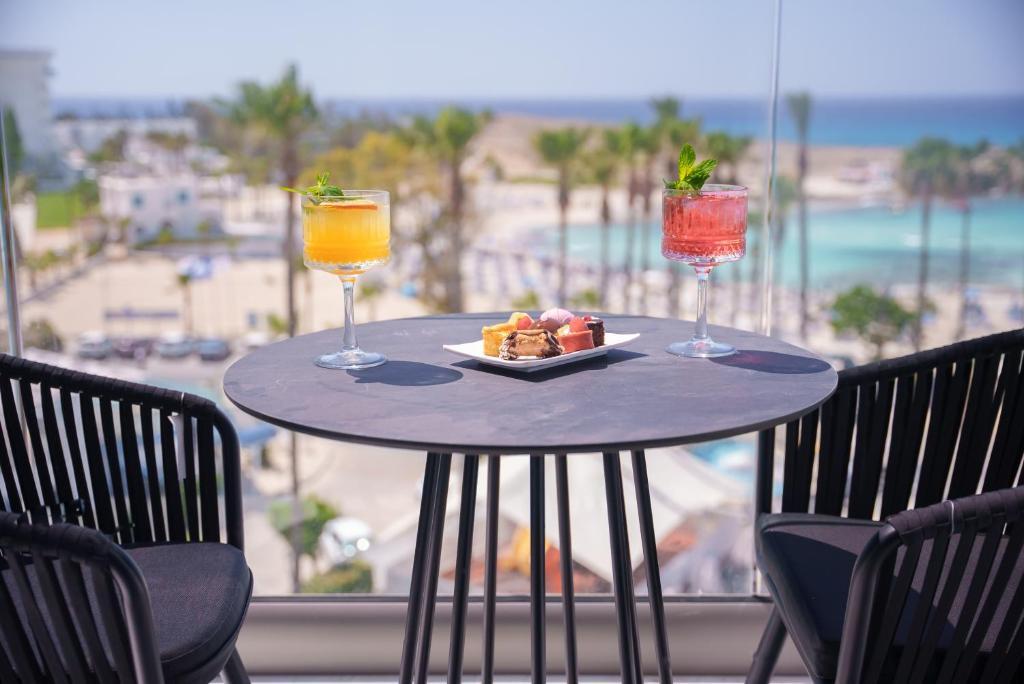 Pavlo Napa Beach Hotel – photo 4