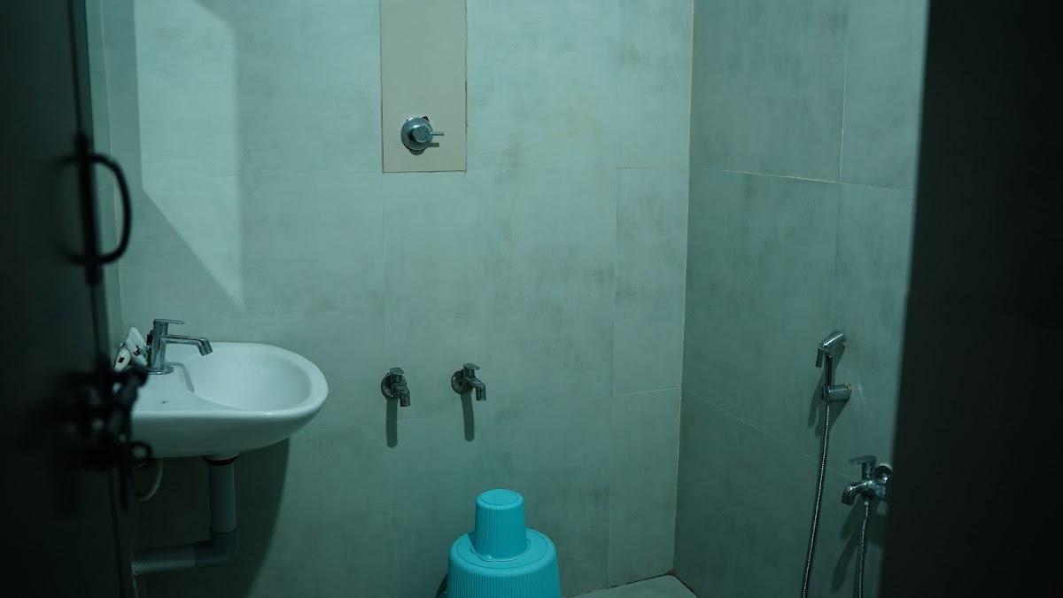 Stay Ease Rental Rooms & Service Apartments – photo 2