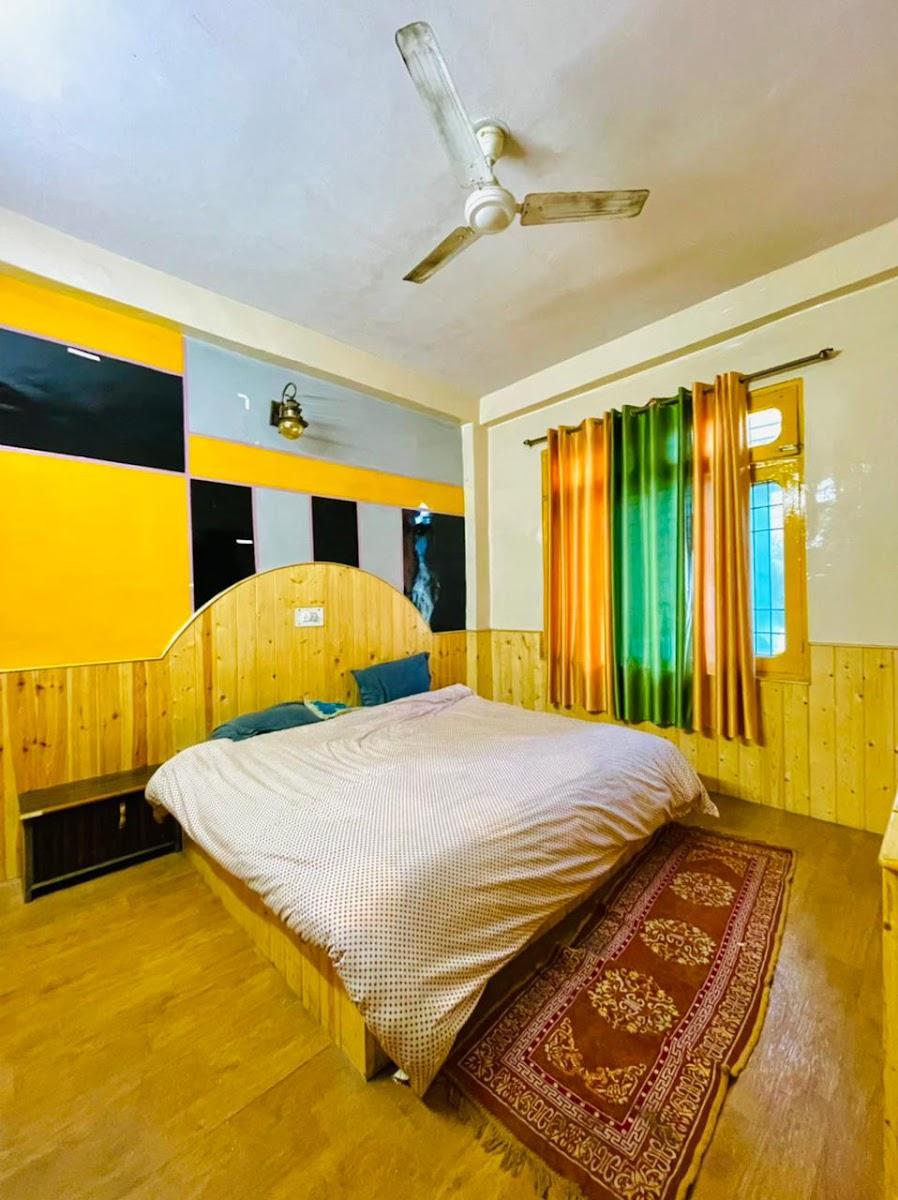 House Of Kasol Cafe – photo 3