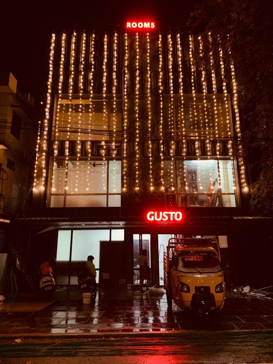 GUSTO 4 STAY L. L. P TOURIST HOME – photo 1
