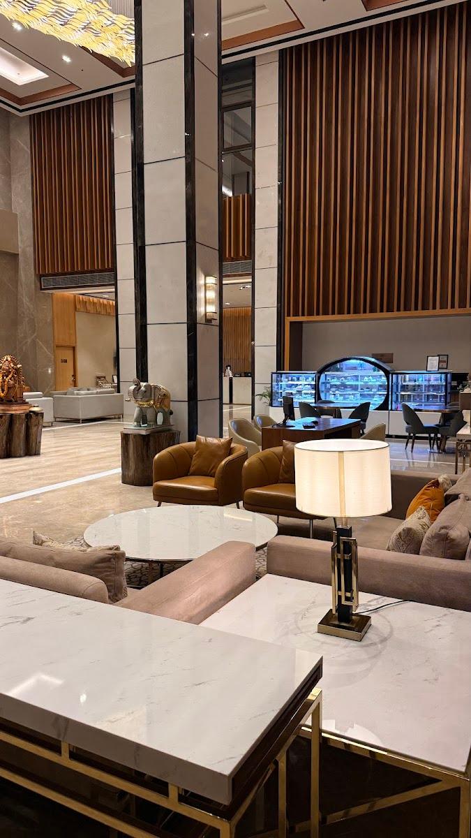 DoubleTree by Hilton Varanasi – photo 4