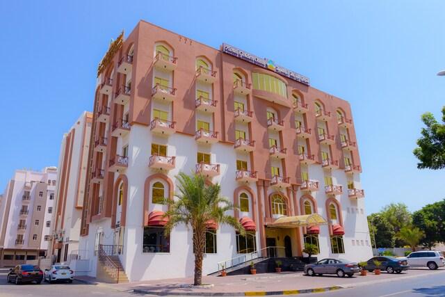 Hotel Golden Oasis فندق الواحة الذهبية