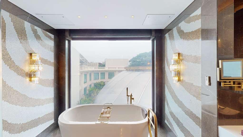Radisson Blu Hotel & Suites GRT Chennai