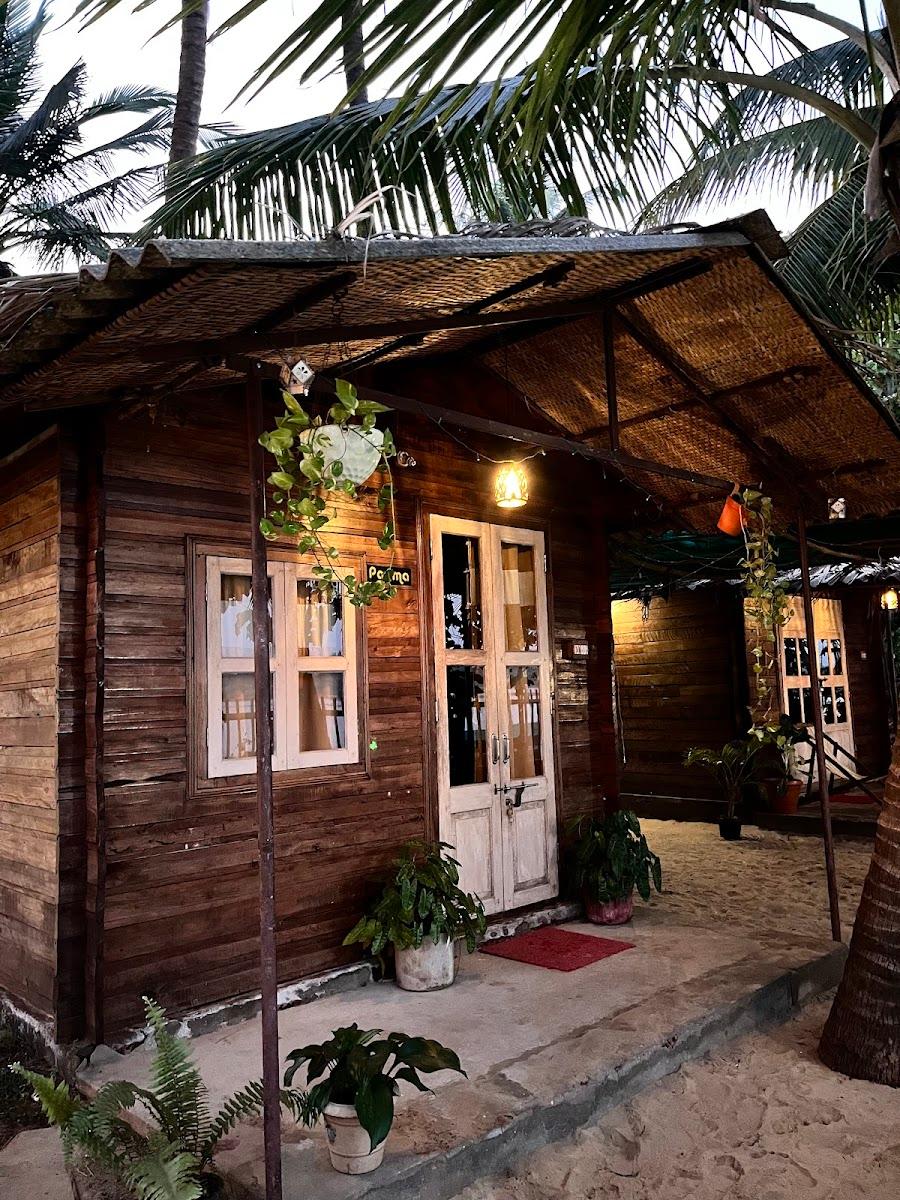 Mitraya wooden cottages