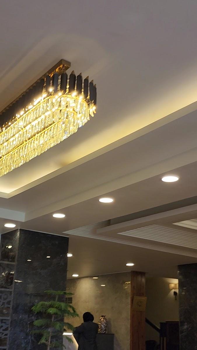 Hotel Hilltop – photo 2