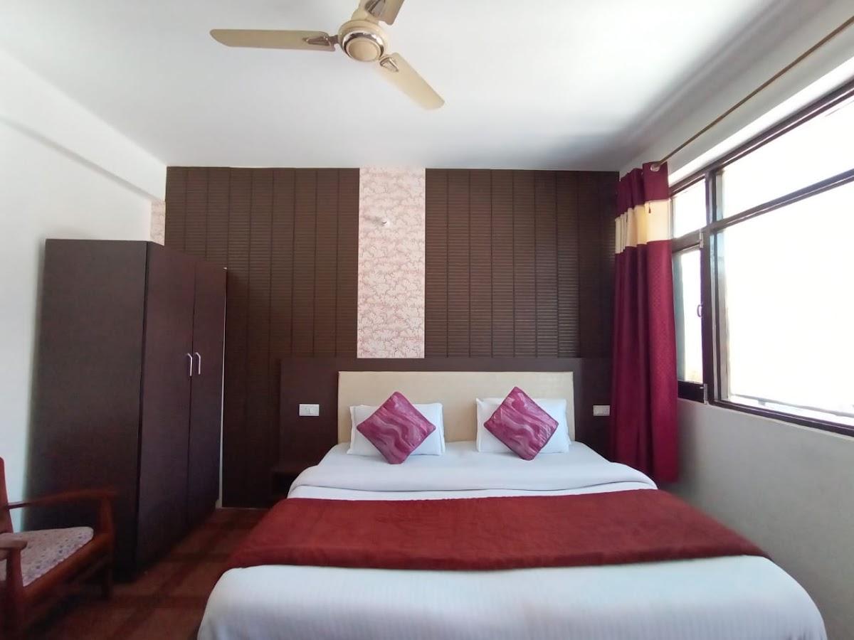 Hotel Hill Side's Inn – photo 1