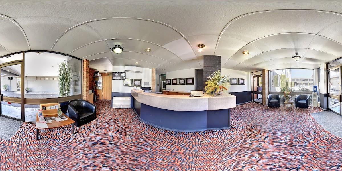 The Astor Hotel & Bar – photo 4