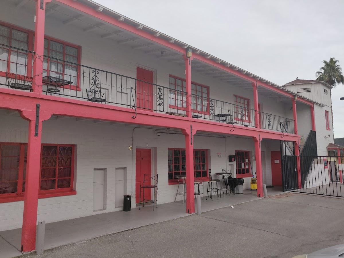 Sin City Hostel – photo 4