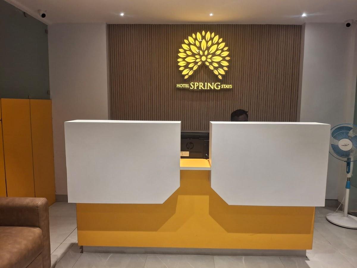 Hotel Spring Stays Near U.S. Consulate – photo 1