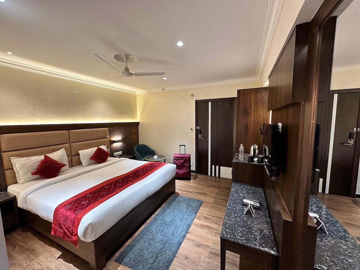 Hotel Golden Riviera – photo 3