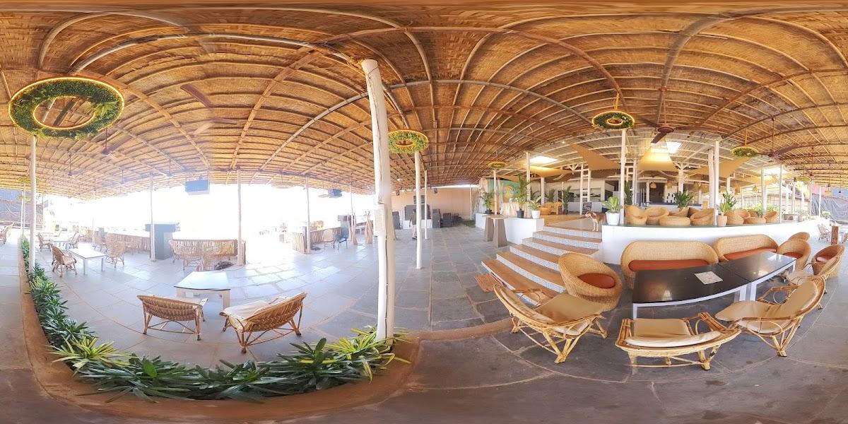 Surf House Beach Resort – photo 3