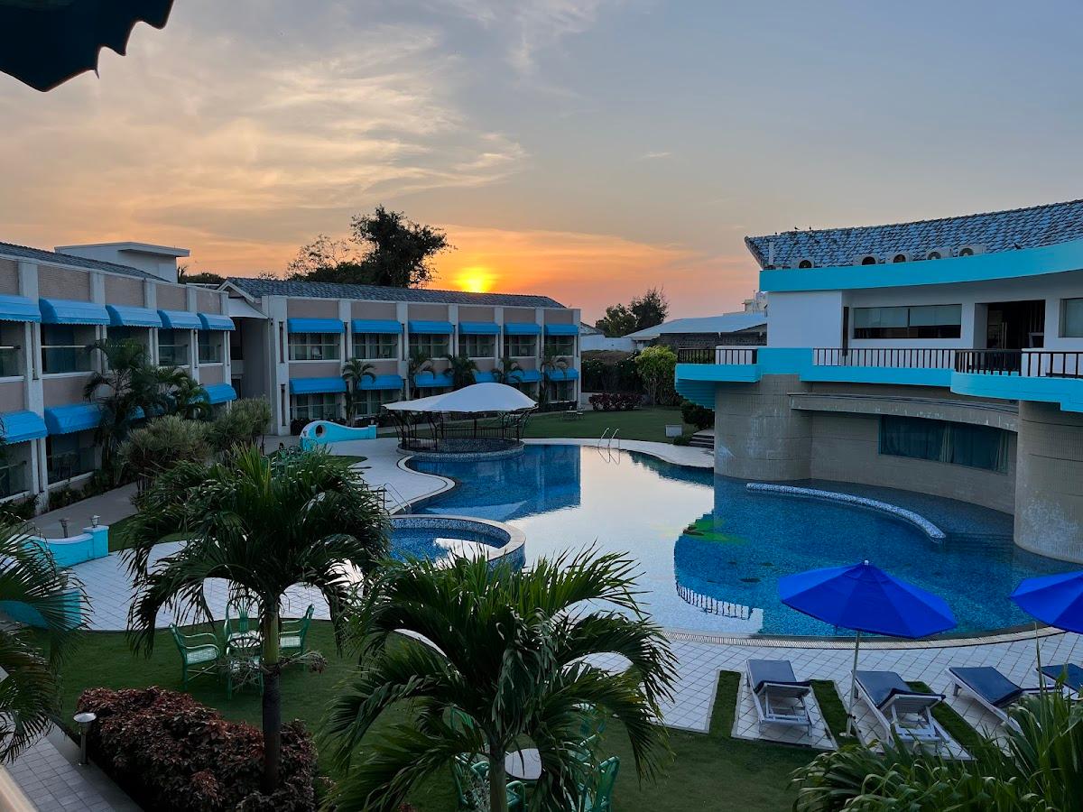 Azzaro Resorts & spa – photo 1