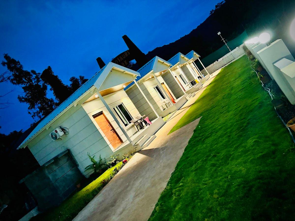 Tara - The Luxe Villa Lonavala – photo 3