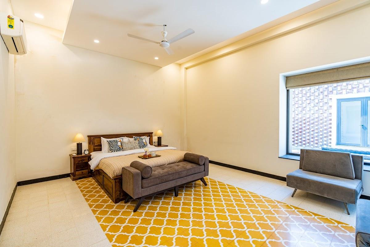 StayVista at The Brick house | Villa with Private Pool in New Delhi – photo 4