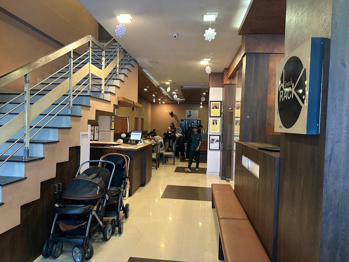 WILTON HOTEL & RESTAURANT – photo 2
