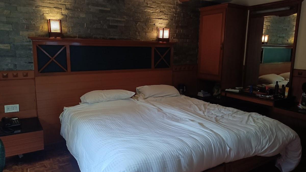 Hilltop Towers – photo 3