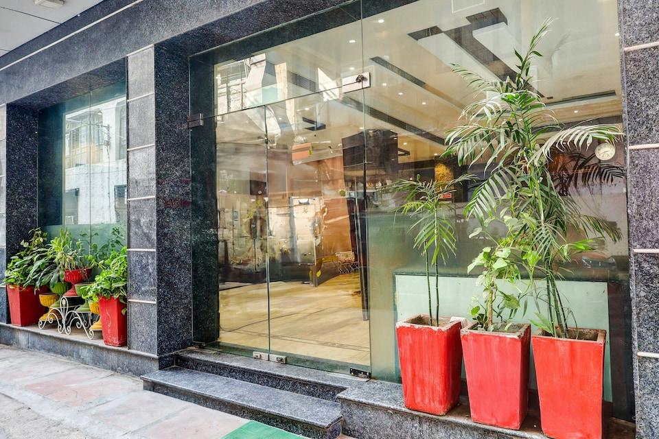 Townhouse by OYO Arakashan Road Paharganj Formerly Mohan international – photo 4
