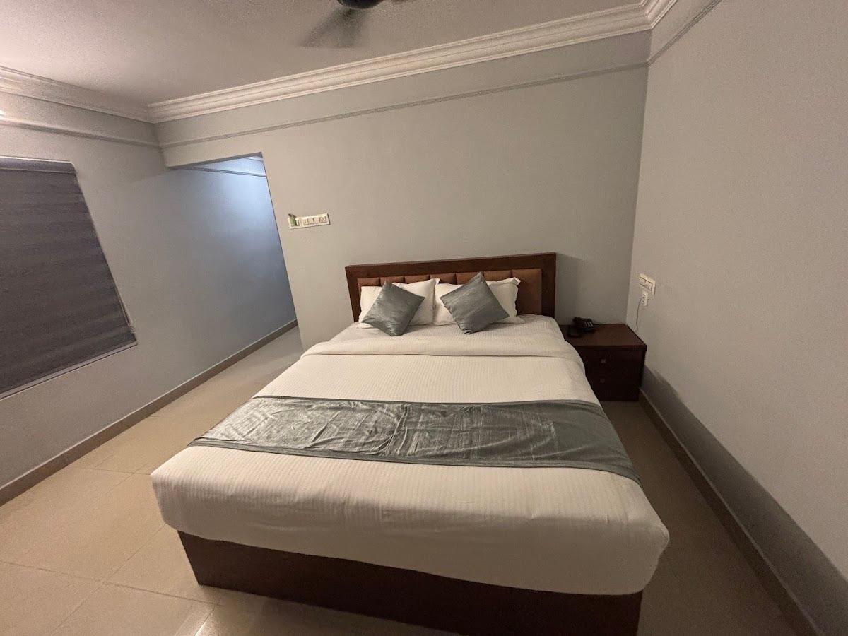 Manal Residency – photo 4
