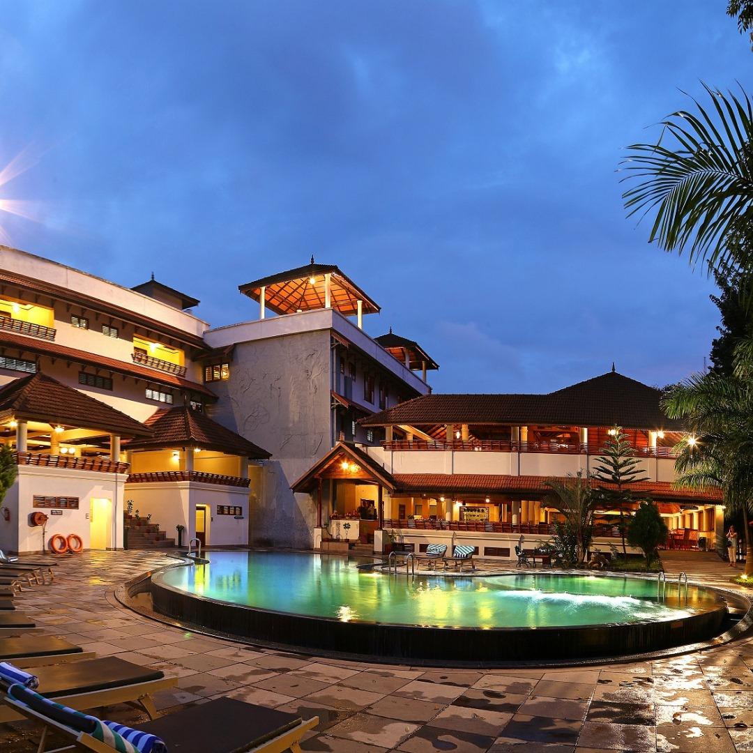 The Elephant Court – photo 4