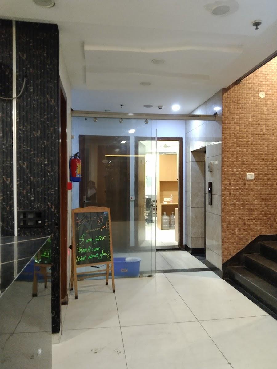 Hotel The Emporio A Corporate Suites – photo 2