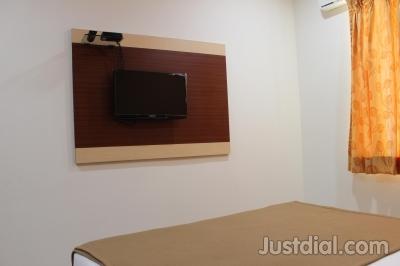ROYAL RESIDENCY – photo 1