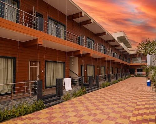 JAS Luxury Resort – photo 4