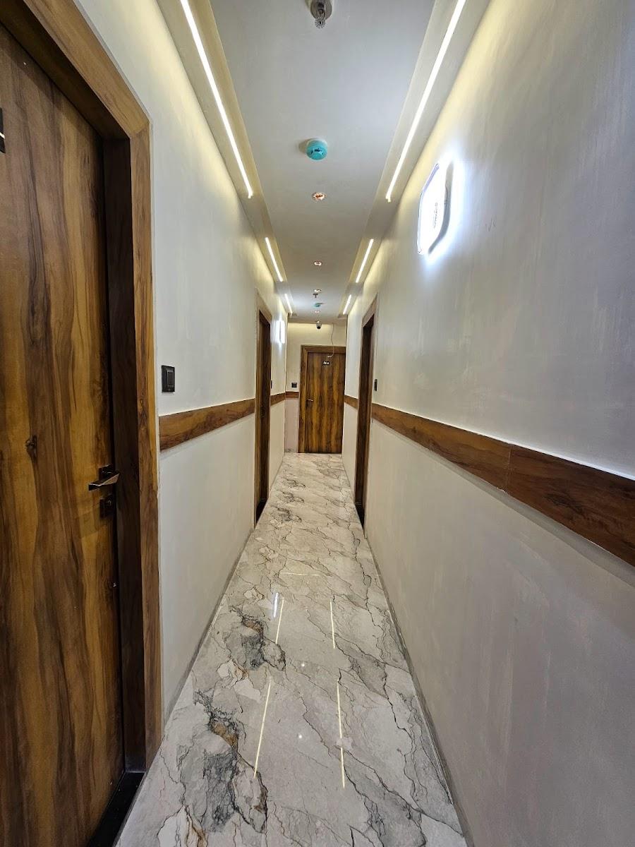 Hotel Imperial Suite – photo 3