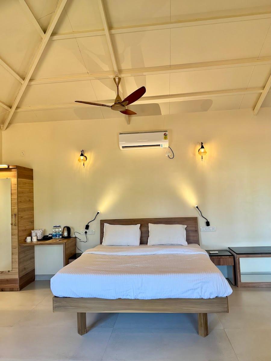 Silver Sand Beach Resort – photo 2