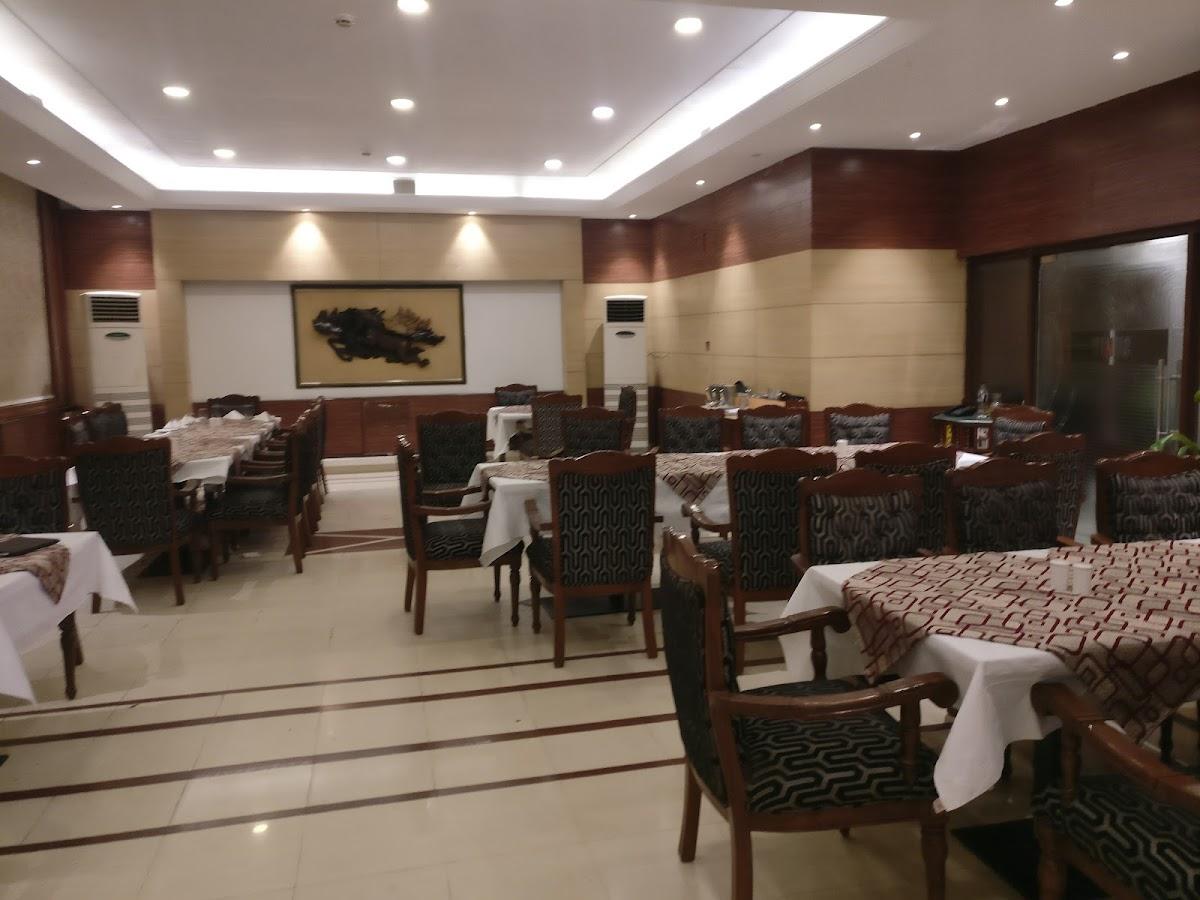 Hotel Chandigarh Beckons – photo 3