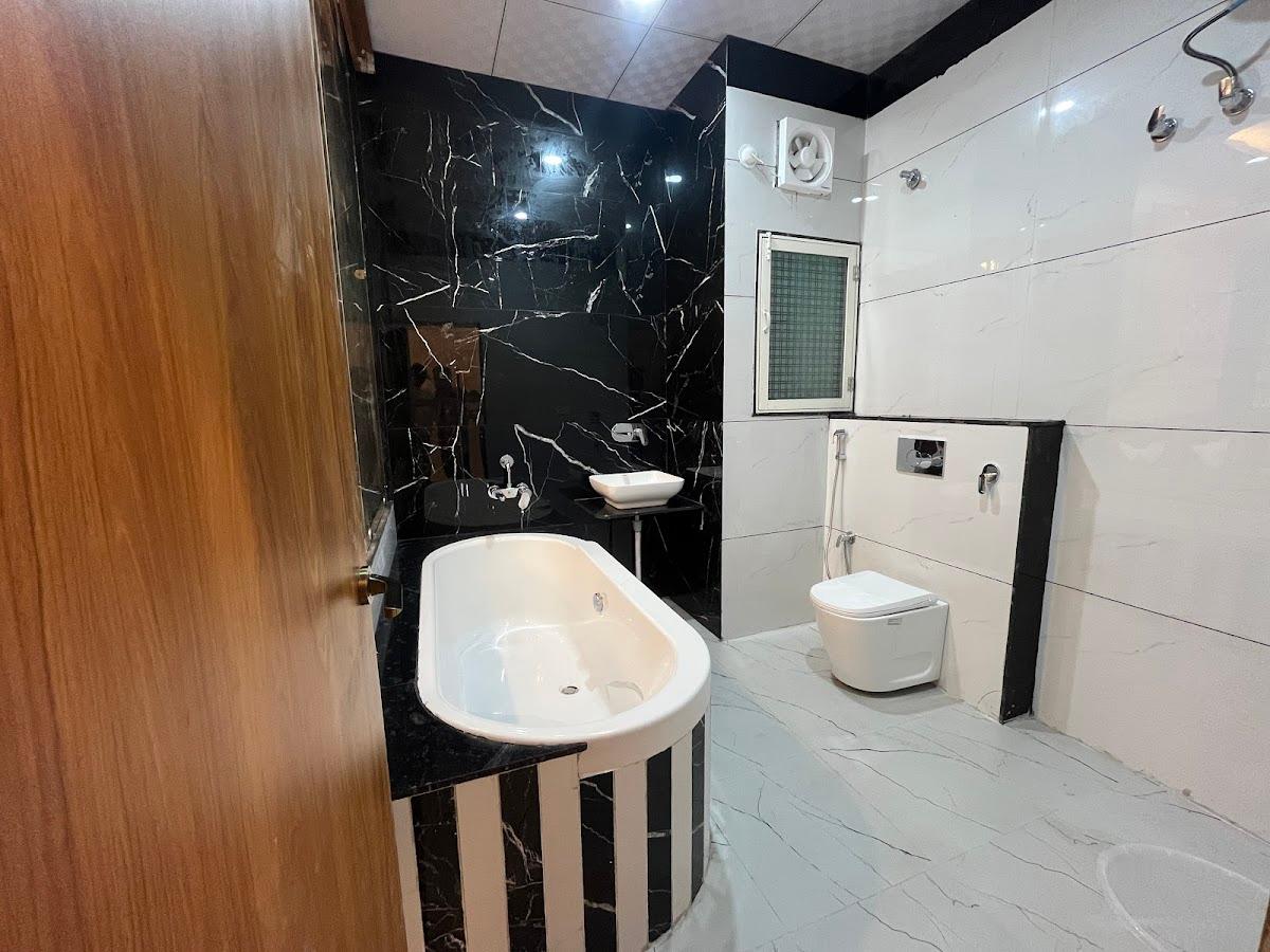 HOTEL BLUE APPLE KHATUSHYAMJI – photo 1