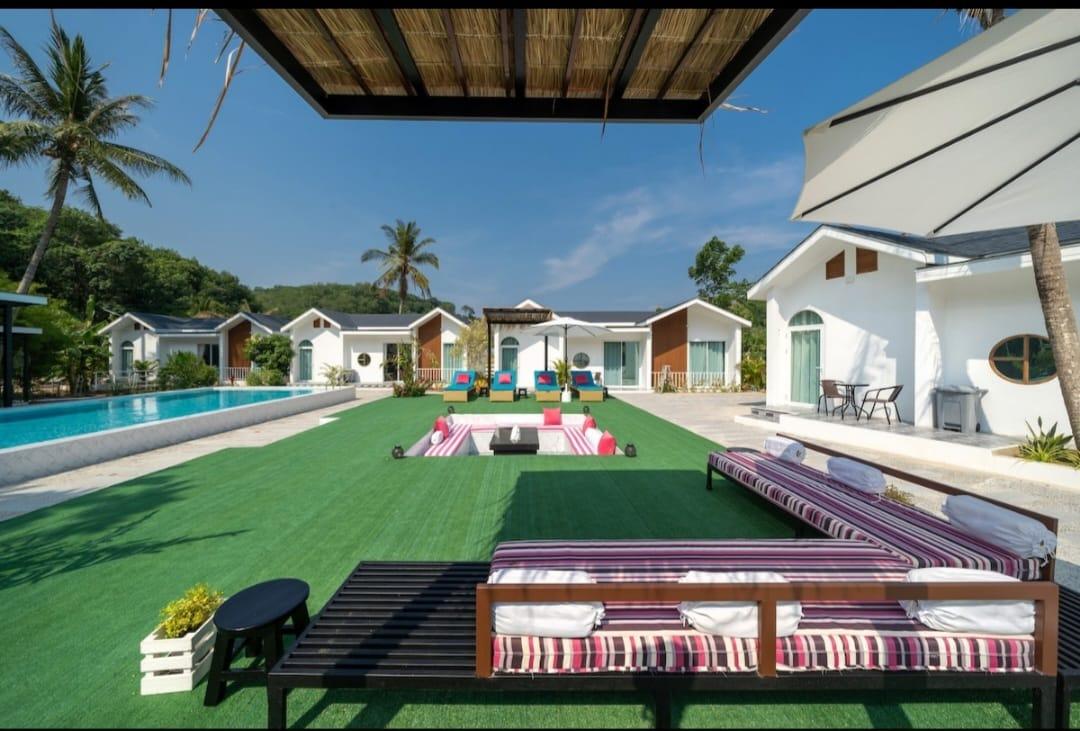 Tropical Oasis Aoyon Beach House – photo 1