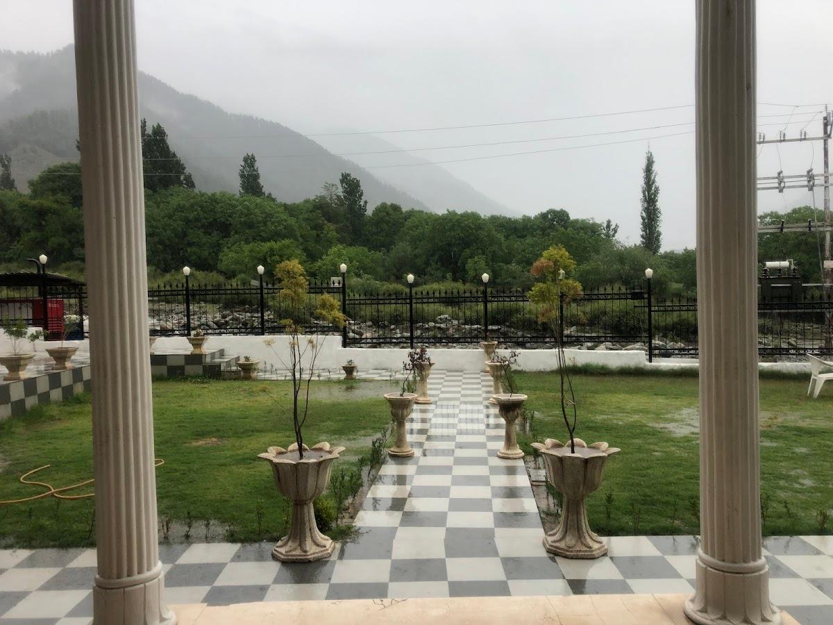 Hotel The Pahalgam Shore – photo 3