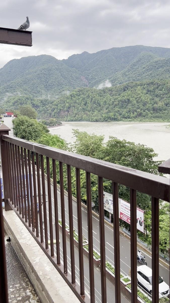 Hotel EllBee Ganga View – photo 4