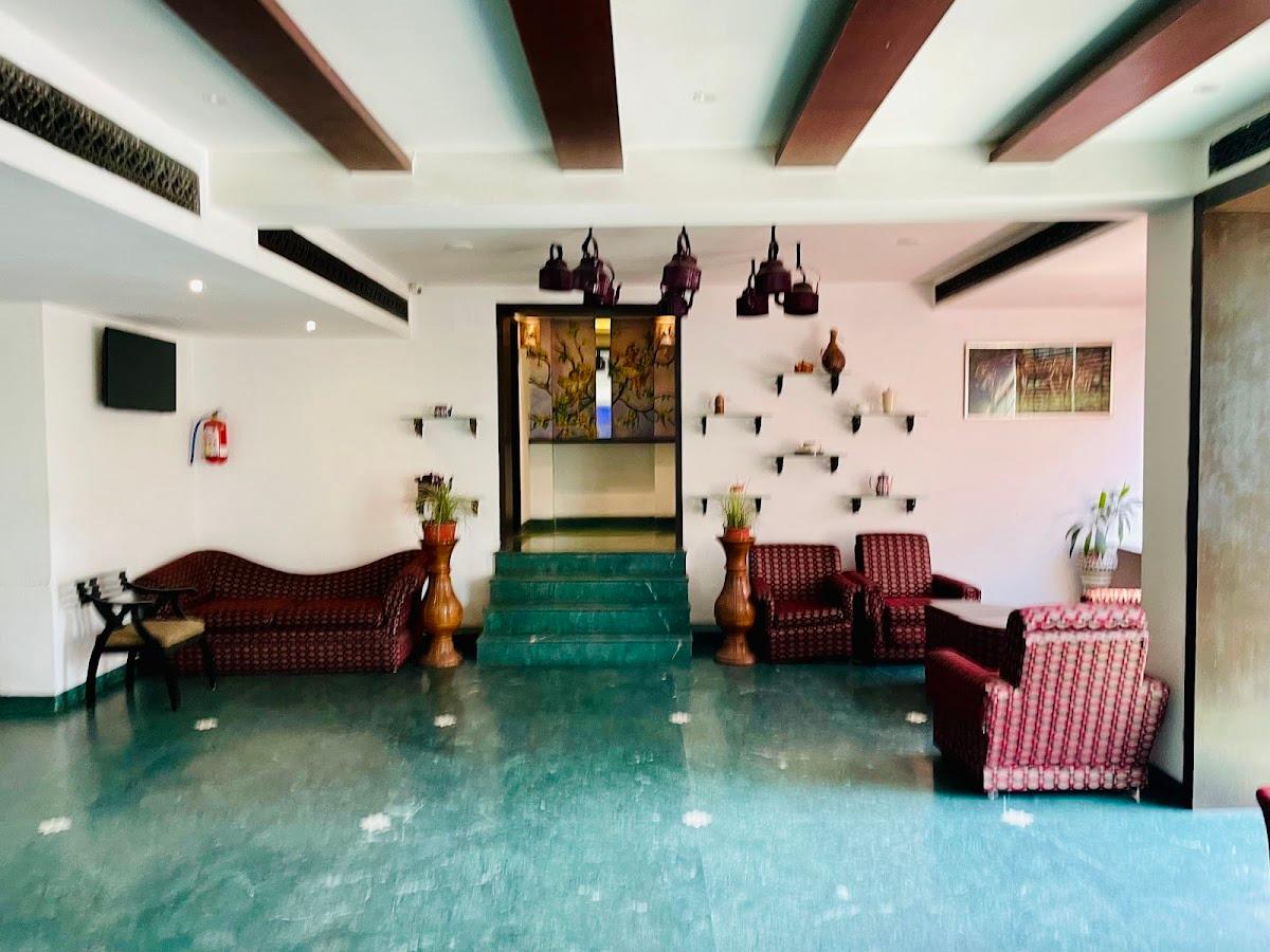 Hotel EllBee Ganga View – photo 3