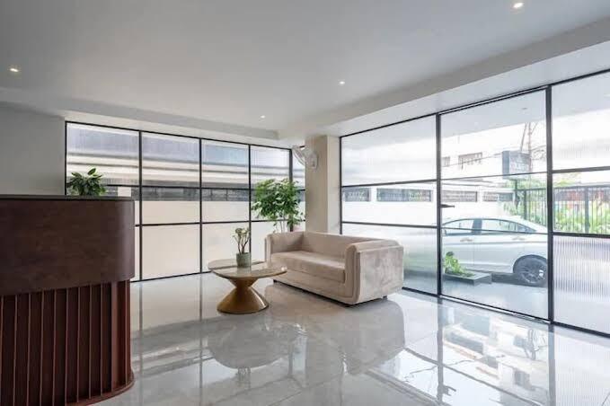 Saravana Grand Suites – photo 1