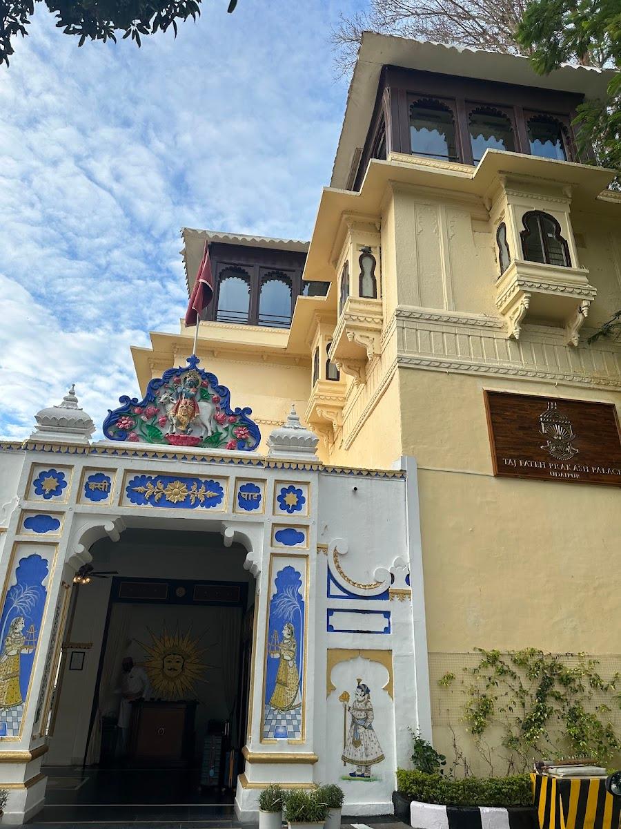 Taj Fateh Prakash Palace – photo 3