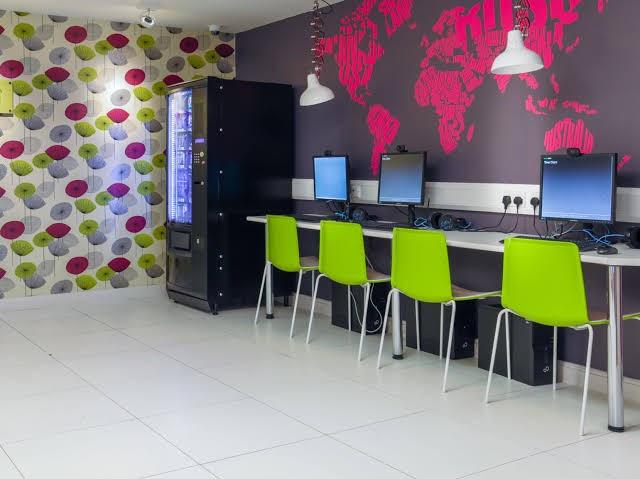 Safestay London Kensington Holland Park – photo 1