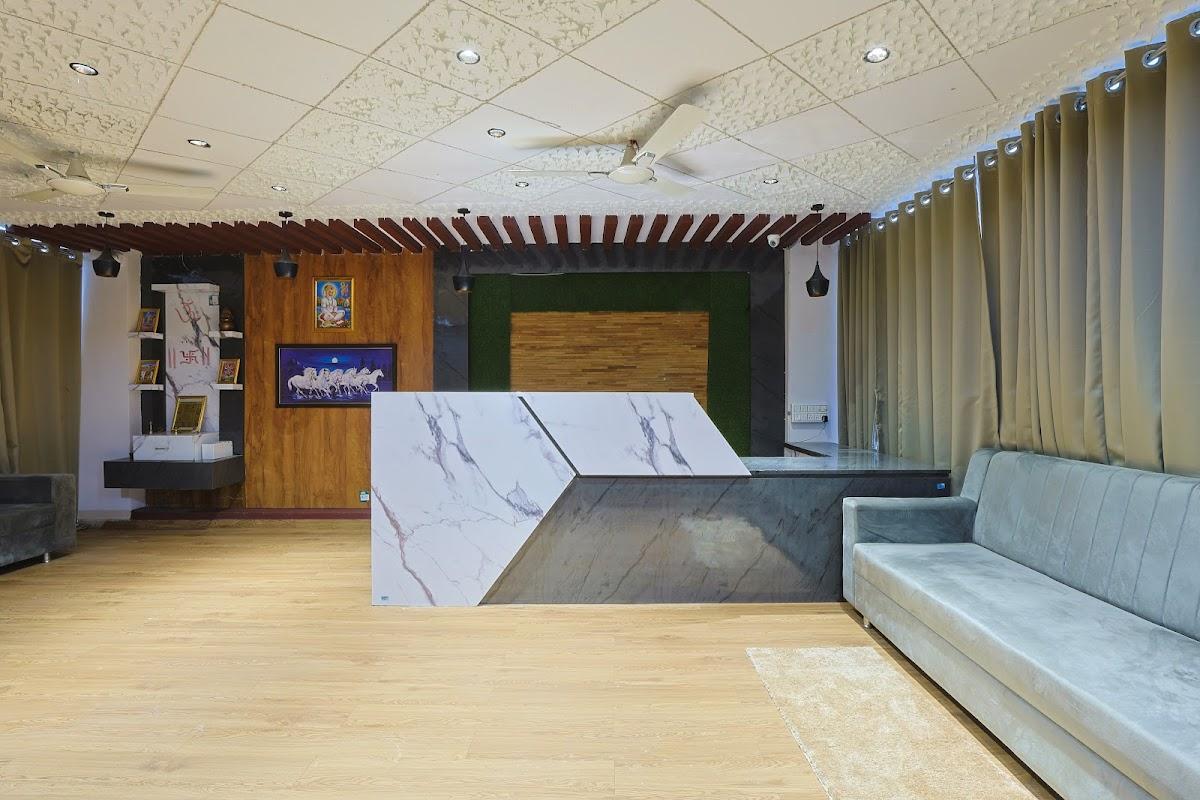 Hotel Monville Group Vadodara – photo 1