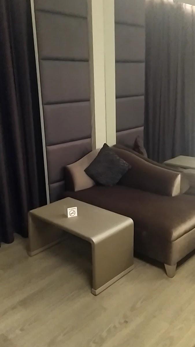 CLARENS HOTEL – photo 2