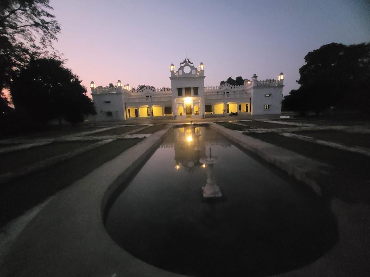 Anand Bhawan Palace Tirwa – photo 1