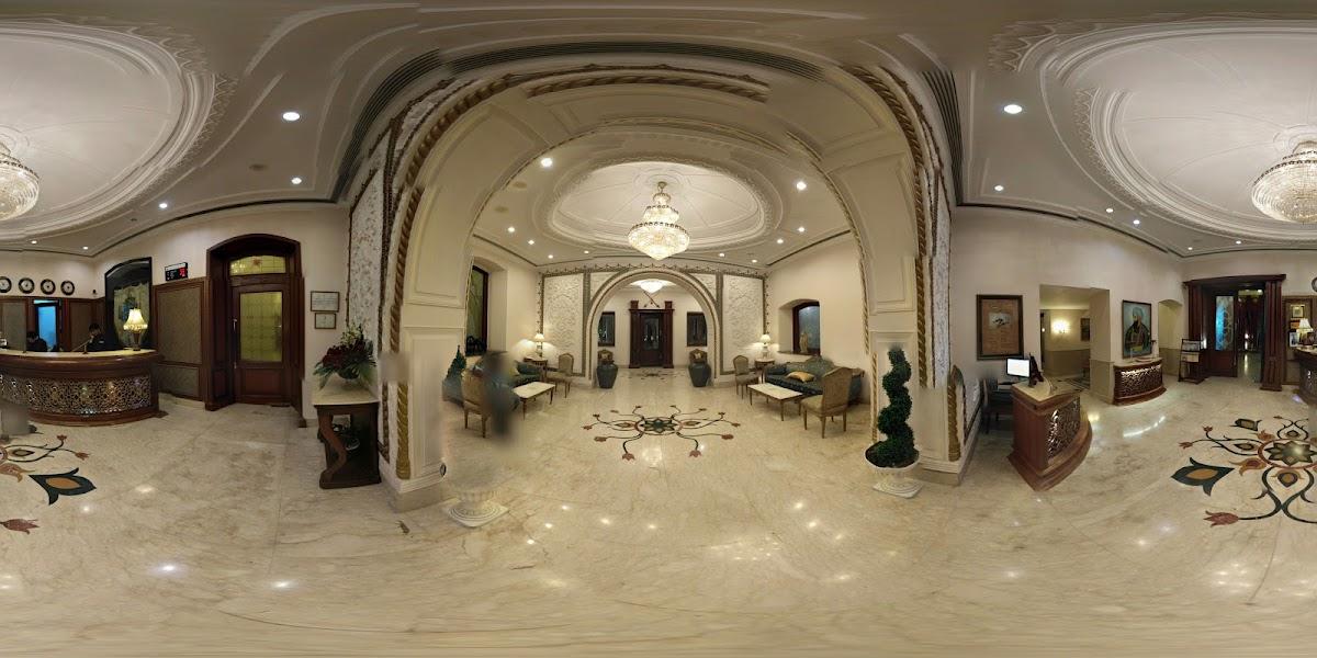 Noor-Us-Sabah Palace