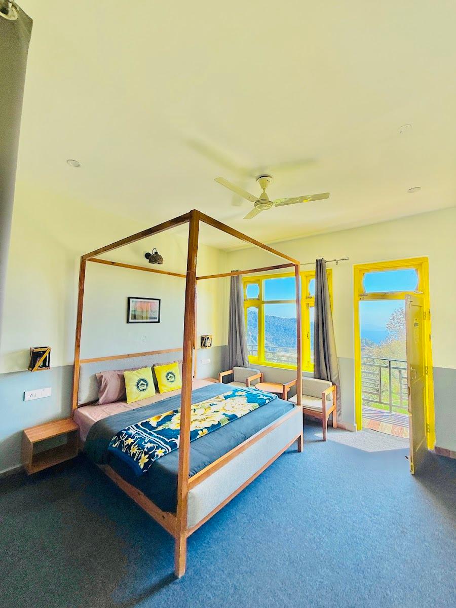 Bunker Hostels Kareri – photo 2
